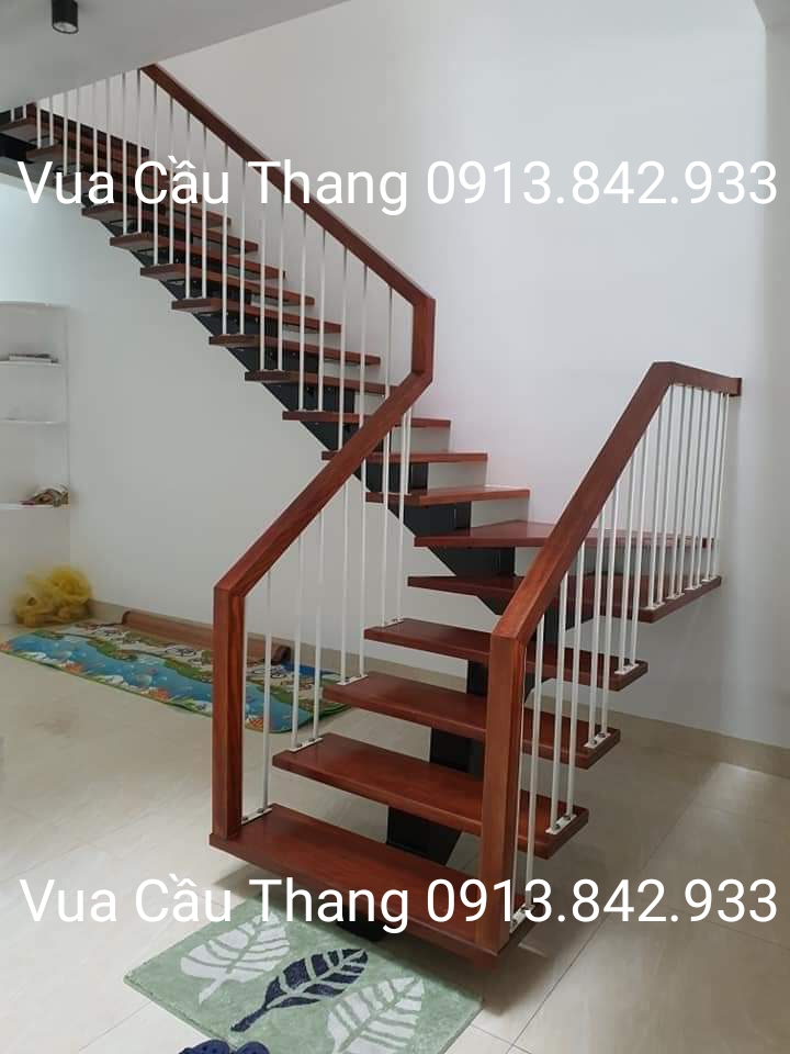 Bảo Dưỡng và Sử Dụng Cầu Thang Xương Cá