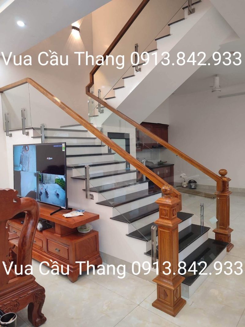 Cầu Thang Kính 68