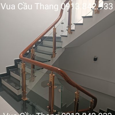 Cầu Thang Kính 70