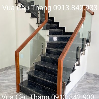 Cầu Thang Kính 73