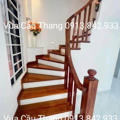 Cầu Thang Gỗ 32