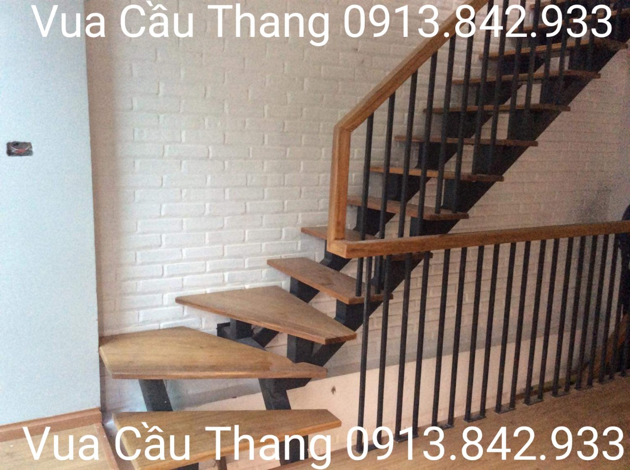 cầu thang xương cá kép