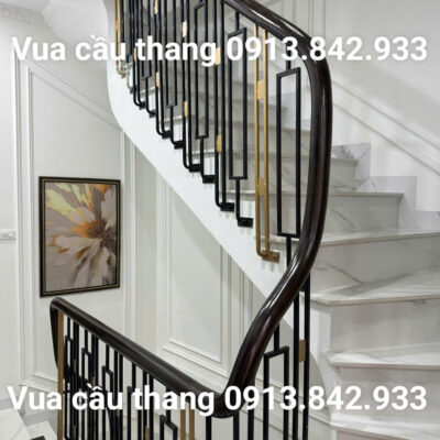 Cầu Thang Sắt Nghệ Thuật 40