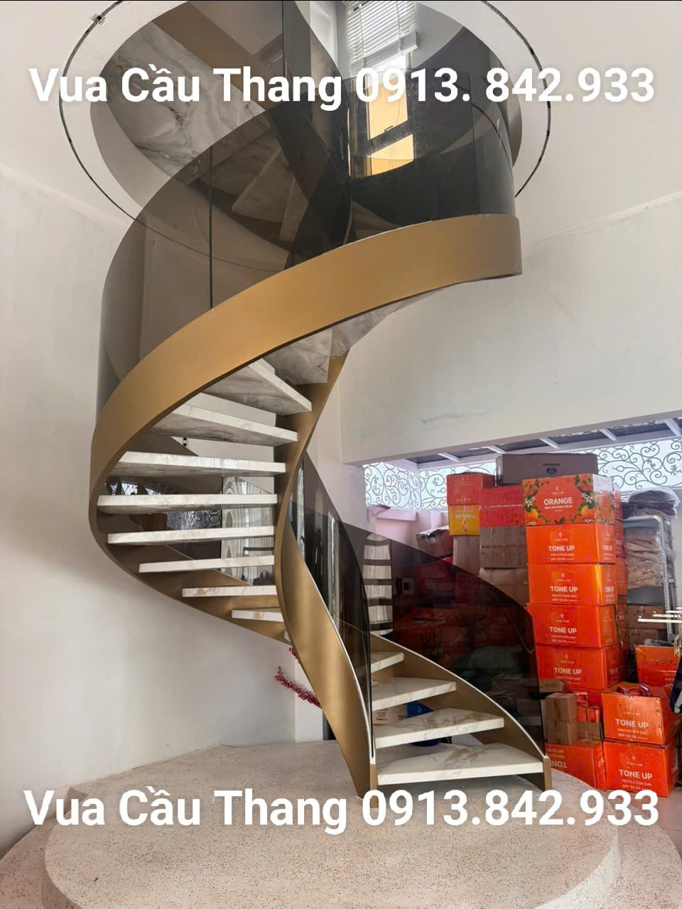 Cầu Thang Xoắn Ốc