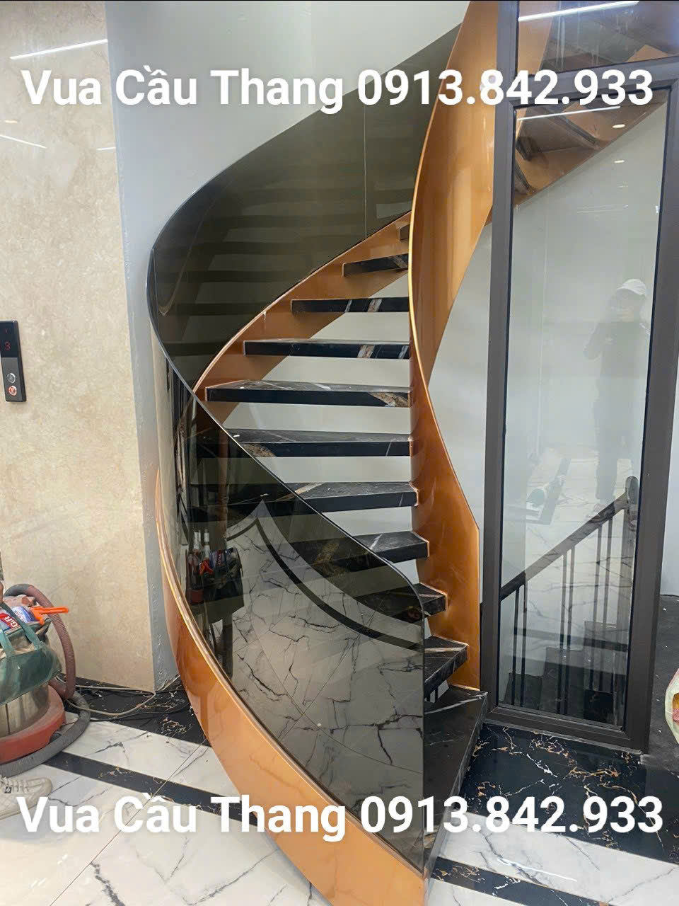 Cầu thang xoắn ốc