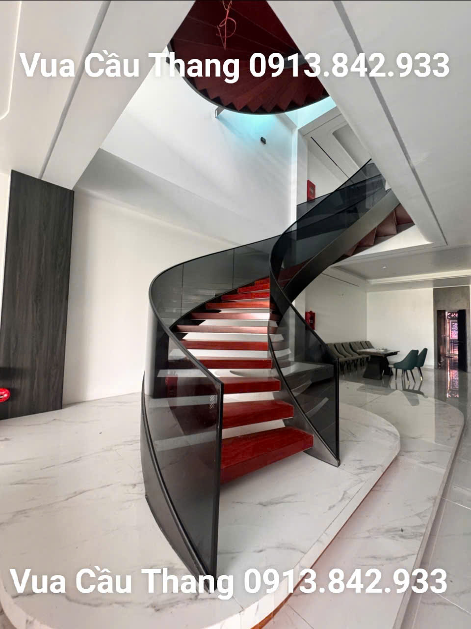 cầu thang xoắn